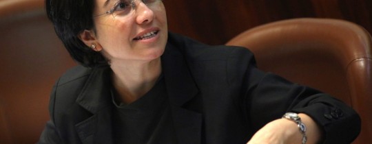 النائب عن التجمع الوطني الديمقراطي حنين زعبي