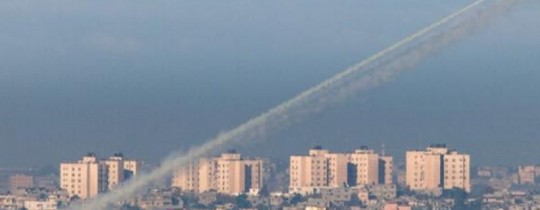 اطلاق صاروخ 