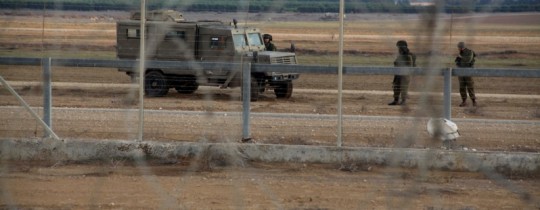 الاحتلال يستهدف المواطنين والمزارعين شرق خان يونس