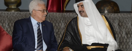 أمير قطر مع الرئيس عباس