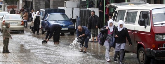 تعبيرية- أمطار في غزة