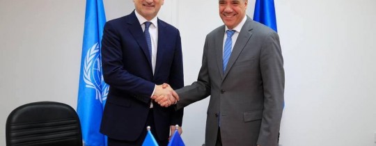 لحظة توقيع الاتفاق - القدس المحتلة