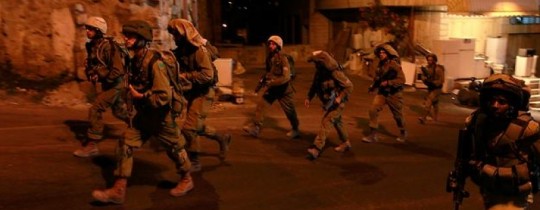 ارشيفية - اثناء اقتحام قوات الاحتلال لاحد مخيمات مدينة الخليل بالضفة المحتلة