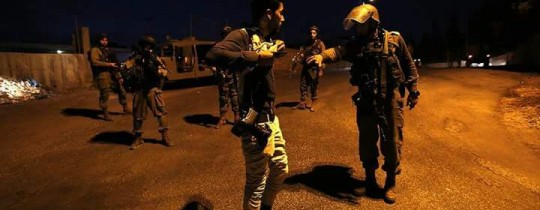  قوات الاحتلال تحتجز الصحفي وسام الهشلمون وتخضعه للتفتيش