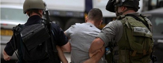 العدو يزعم ضبط شحنة أسلحة مهربة من الأردن إلى فلسطين