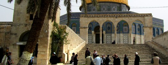 اقتحامات المستوطنين لباحات الأقصى