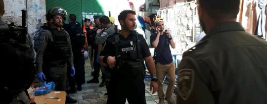 قوات الاحتلال تغلق أبواب الأقصى