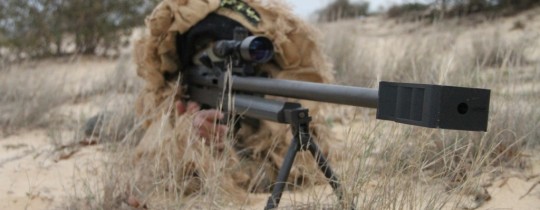 استهداف مركبة صهيونية بنيران قناصة شمال قطاع غزة