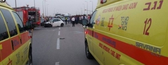 تعبيرية-اصابة ستة مستوطنين باشتعال مركبة صهيونية بالنقب