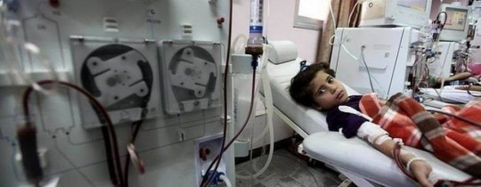 حين تكون معاناة الاطفال المرضى عنوان للابتزاز السياسي المتبادل بين طرفي الحكم