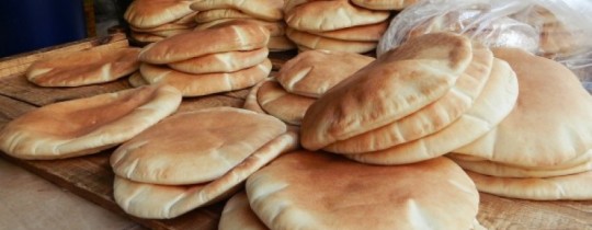 الوزن الجديد لربطة الخبز 3.300 جراماً بسعر 7 شواكل