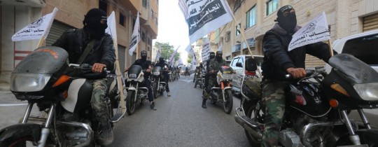 كتائب المجاهدين خلال مسير عسكري