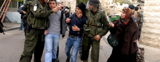 اعتقال جنود الاحتلال للأطفال الفلسطينيّين
