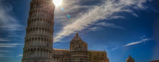 برج بيزا المائل بغزّة