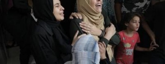 النساء والأطفال أهداف استراتيجية للعدو، وكالات