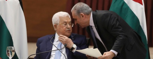 اشتية وعباس