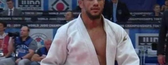 اللاعب الجزائري  فتحي نورين