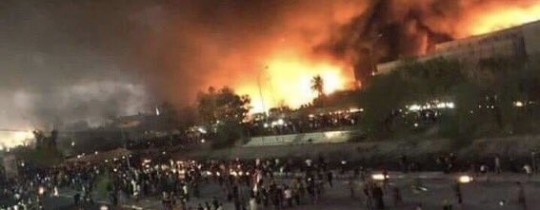 من إحراق مقر القنصلية الإيرانية في البصرة - وكالات 