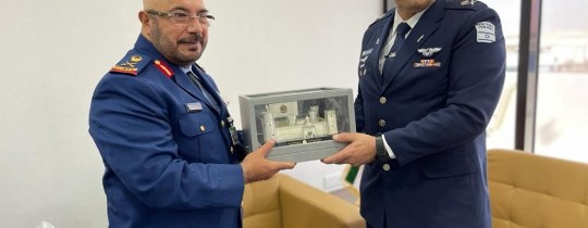 قائد سلاح الجو "الإسرائيلي" مع قائد القوات الجوية الإماراتية