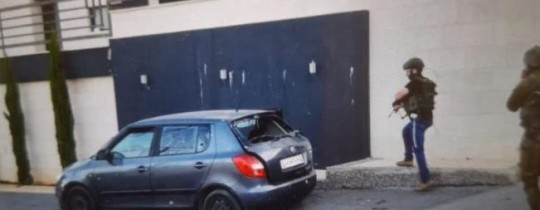 من مكان إطلاق النار على المركبة في نابلس