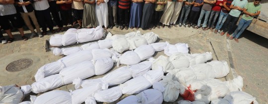 من آثار مجازر الاحتلال في غزة