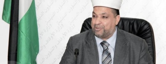 وزير الأوقاف والشؤون الدينية الشيخ يوسف إدعيس