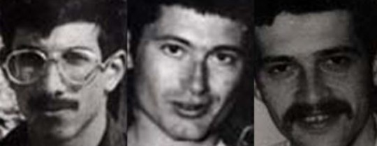 طاقم الدبابة الصهيونية المفقود باومل على اليسار