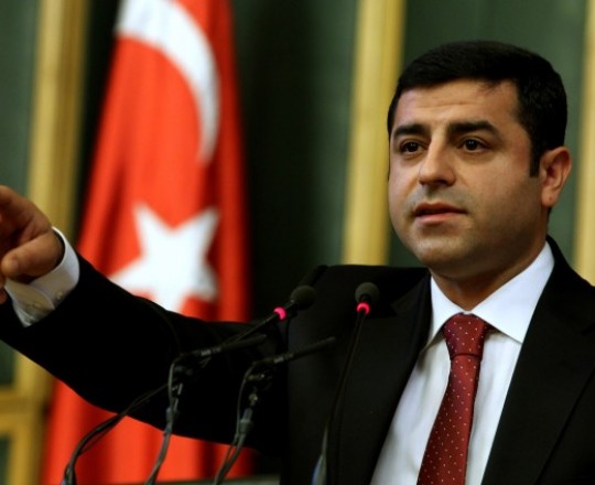 ديمرتاش حث تركيا وحزب العمال الكردستاني على العودة إلى عملية السلام