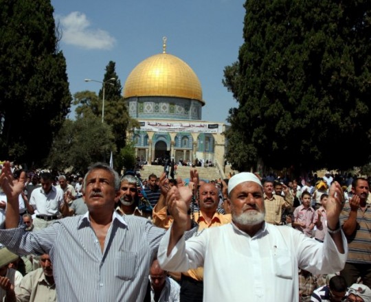 الصلاة في الأقصى - أرشيف 