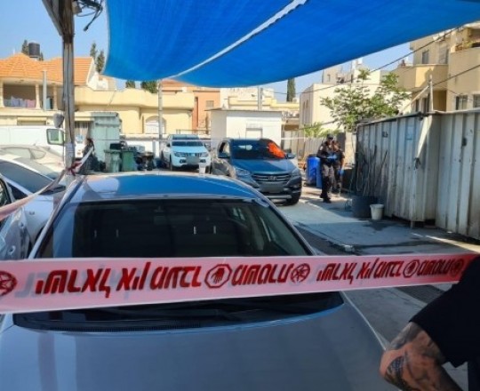 من مكان الجريمة
