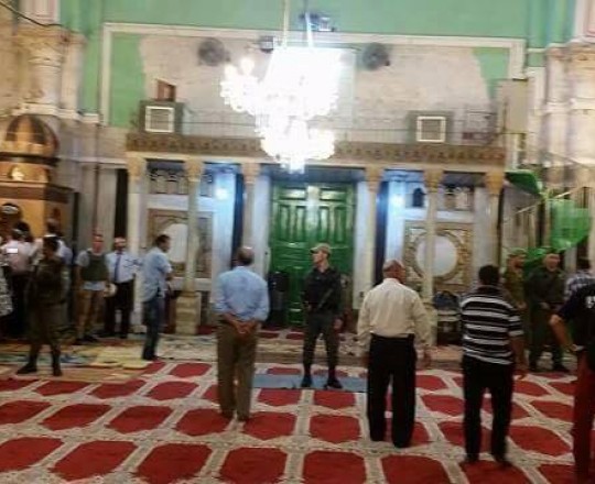 اقتحام الحرم الابراهيمي