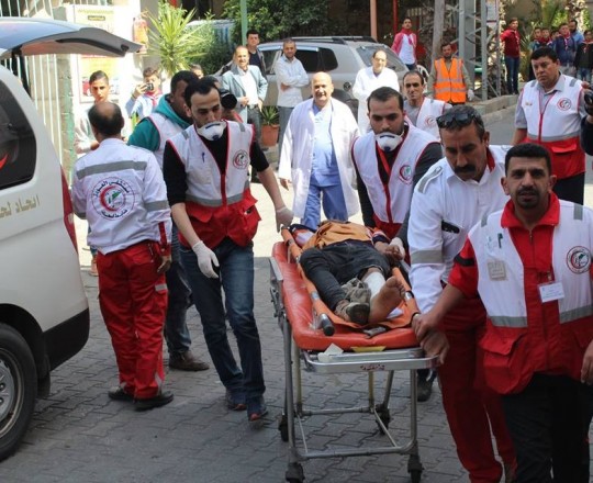 طواقم مستشفى العودة، شمال قطاع غزة، التابعة لاتحاد لجان العمل الصحي- ارشيف