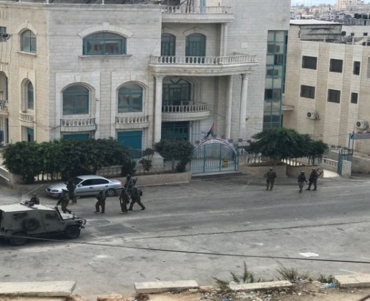 خلال اقتحام الاحتلال لحي