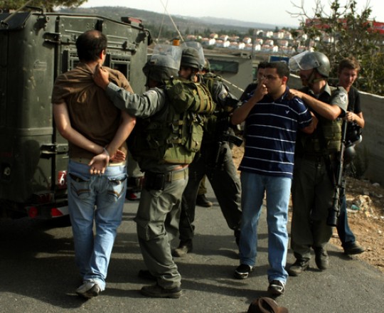 الاعتداء على شابين واعتقالهم في جنين