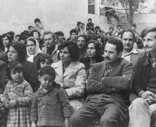 (الرفيق أبو علي مصطفى إلى جانب زوجته المناضلة أم هاني في إحدى المناسبات الوطنية)