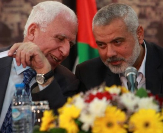 عزام الأحمد وإسماعيل هنية