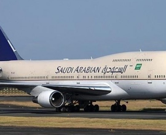 طائرة سعودية من نوع إير باصA330-300
