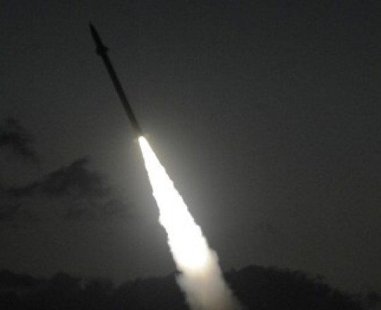 ارشيفية - صاروخ من القطاع على الاراضي المحتلة