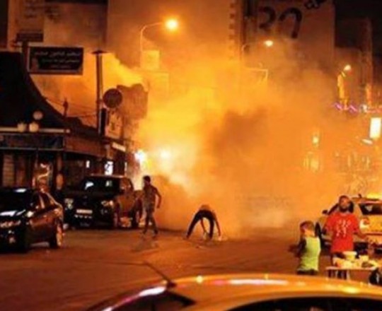 ارشيفية - اثار قنابل الغاز في مدينة قلقيلية