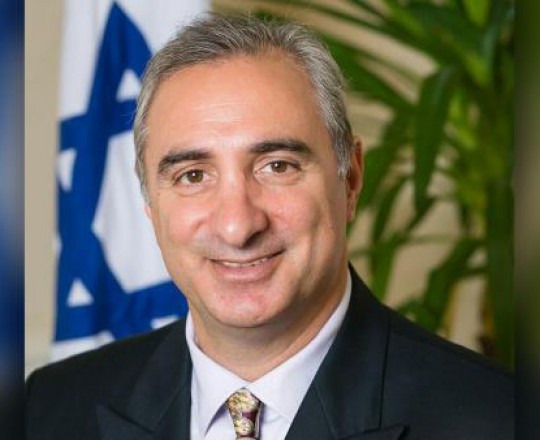 إيتان نائيه