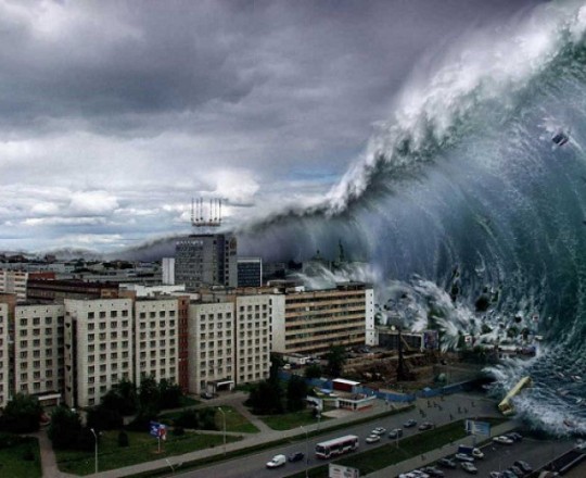 مشهد تسونامي