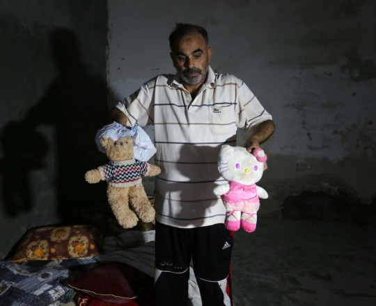 قصف منزل عائلة خماش ‫يوم الخميس الماضي في غزة (أرشيف الهدف)