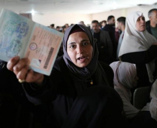 السفارة الفلسطينية بالقاهرة تعلن فتح باب التسجيل لعودة الغزيين العالقين