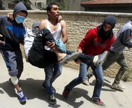 إصابة شاب فلسطيني 2