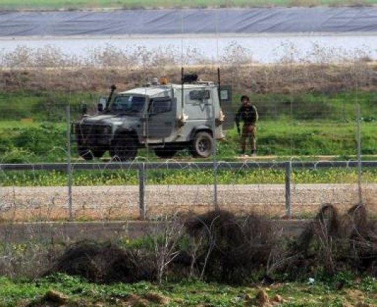 قوات الاحتلال شرق مخيم المغازي وسط القطاع