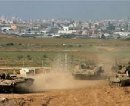 الاحتلال يستهدف مزارعي شرق خان يونس