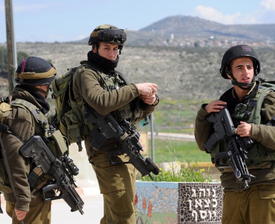 جيش الاحتلال يعتقل 5 مواطنين في رابع أيام عيد الأضحى