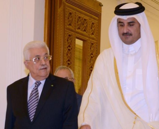 عباس وأمير قطر