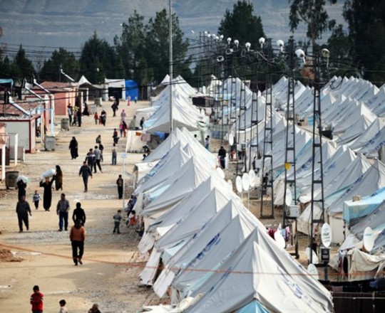 معسكرات اللاجئين السوريين
