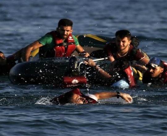 فرق انقاذ بحري- ارشيف